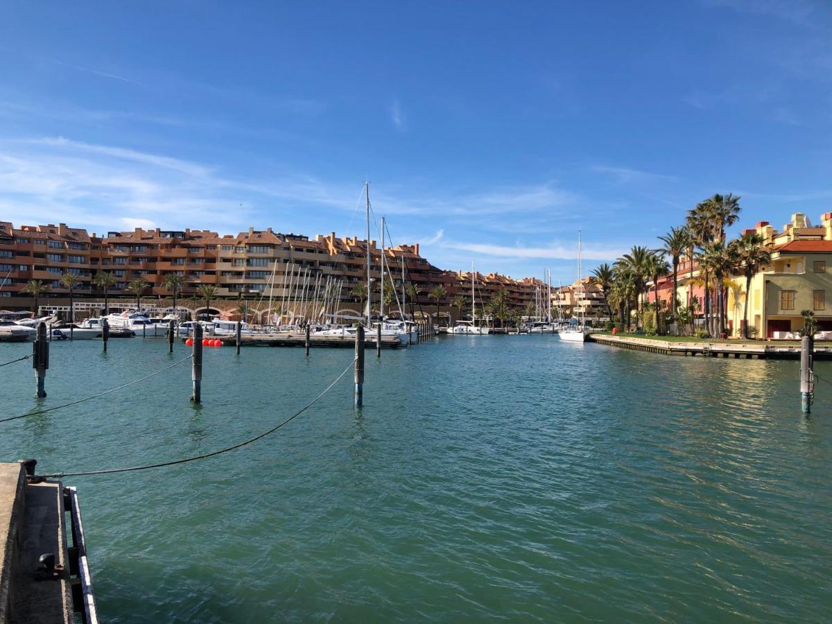 Flor Del Campo Apartman Sotogrande Kültér fotó