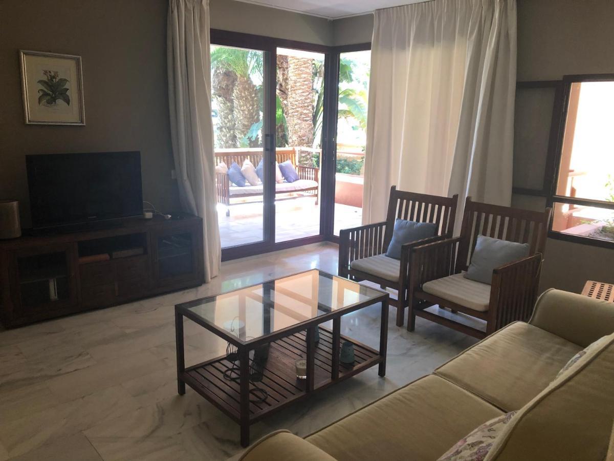 Flor Del Campo Apartman Sotogrande Kültér fotó